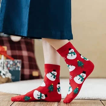 Чорапи за коледна тема, женски Instagram, Сладък cartoony Човечето човече Дядо Коледа, Коледен подарък, памучни чорапи